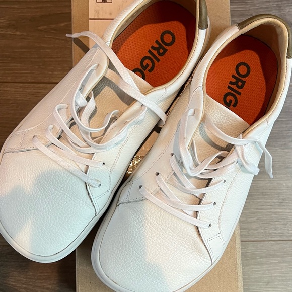 New womens Origo barefoot leather sneaker. - Picture 3 of 4